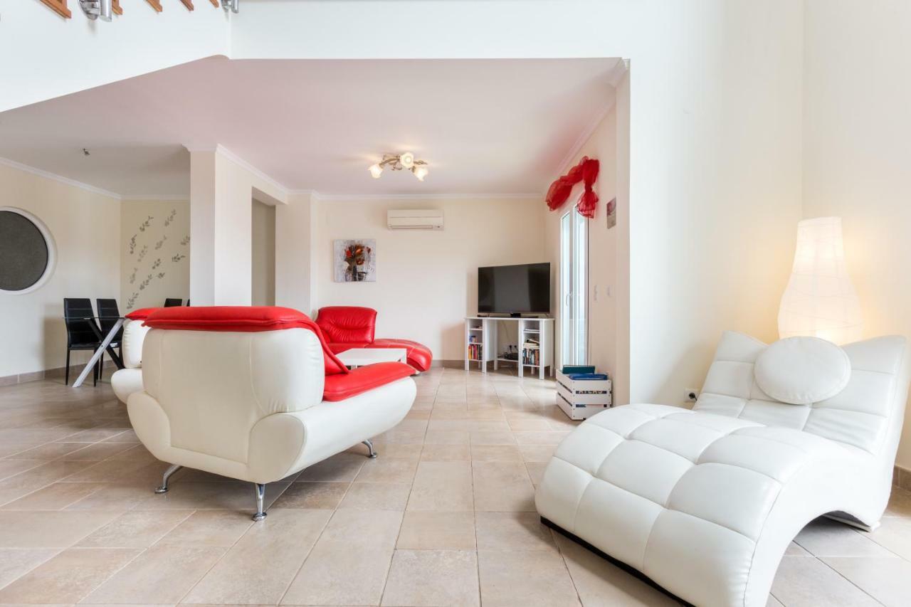 Your Villa Algarve Private Pool 5 Min Walk To Beach Burgau Exterior foto